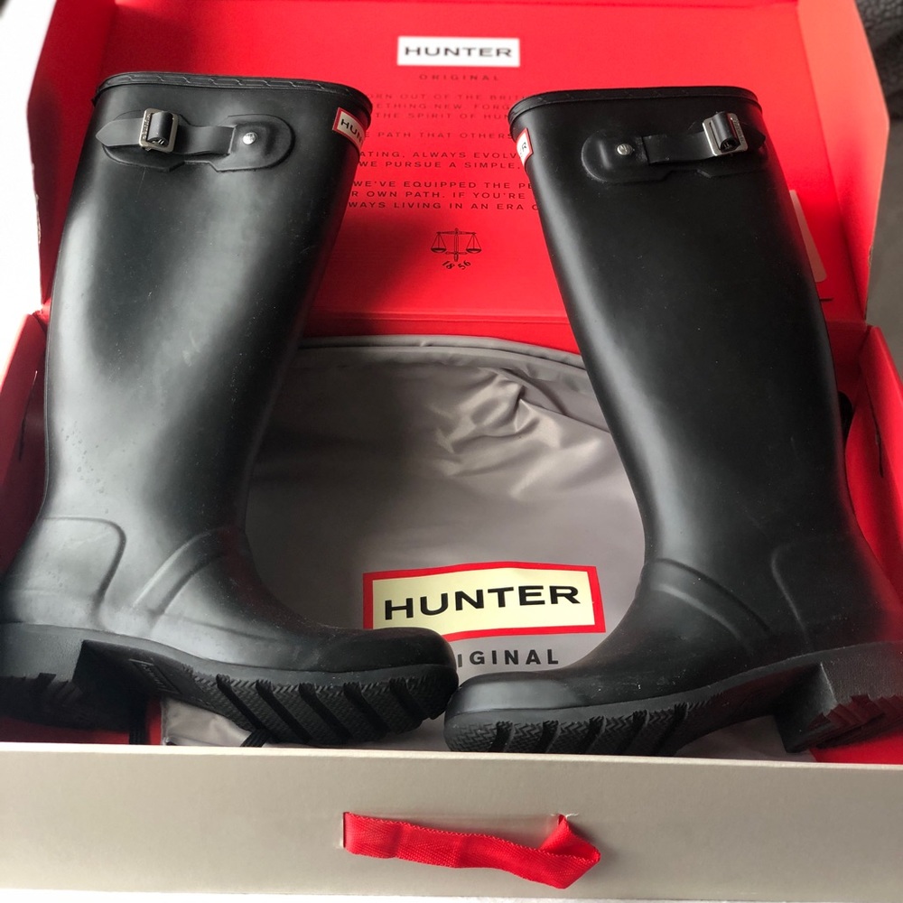 Hunter Original Tour Rain Boots W/bag